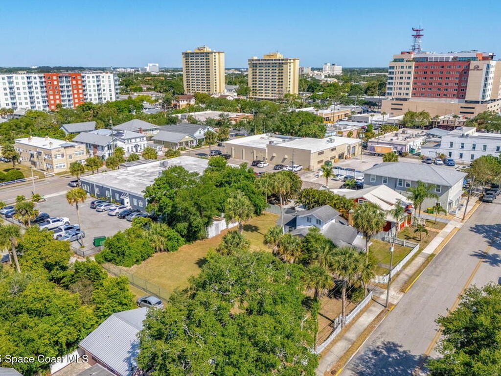 2106 Vernon Place, Melbourne, FL 32901