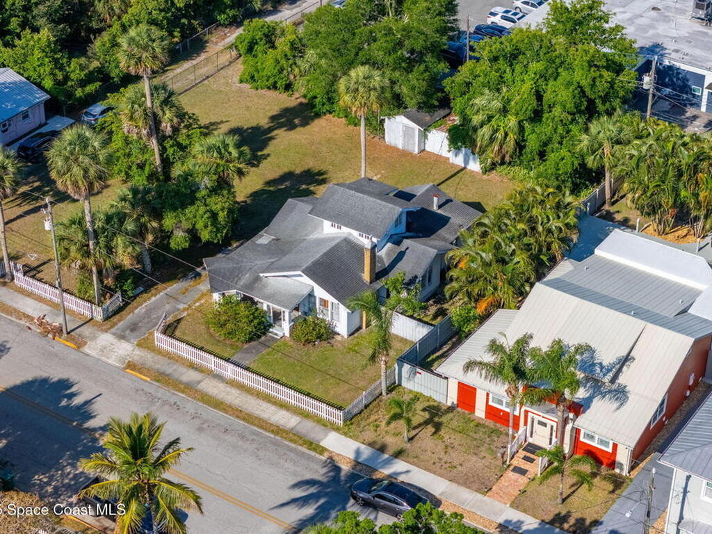 2106 Vernon Place, Melbourne, FL 32901