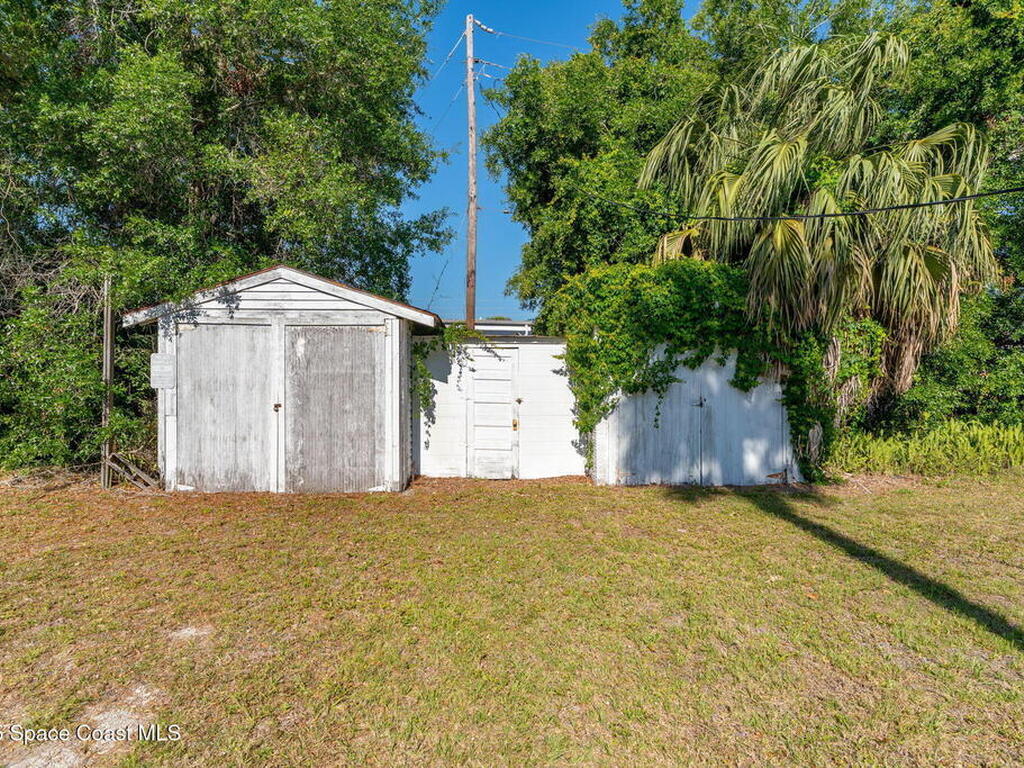 2106 Vernon Place, Melbourne, FL 32901