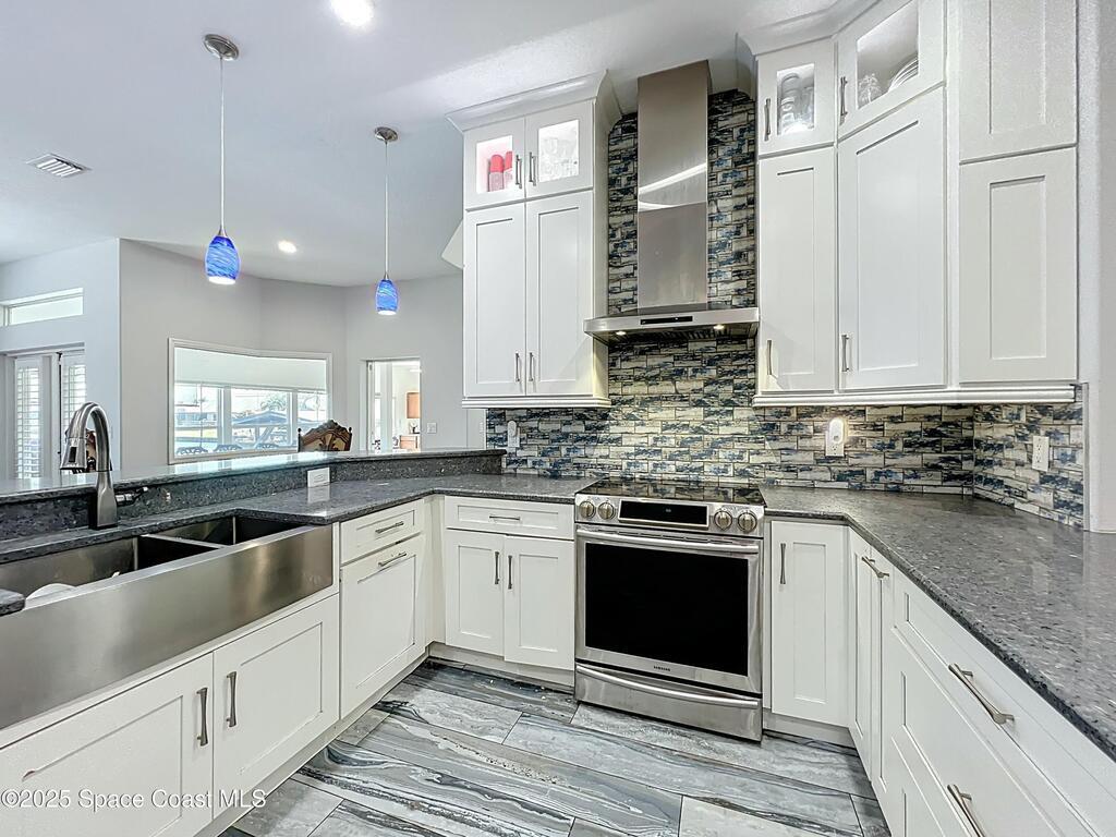 2145 Porpoise Street, Merritt Island, FL 32952
