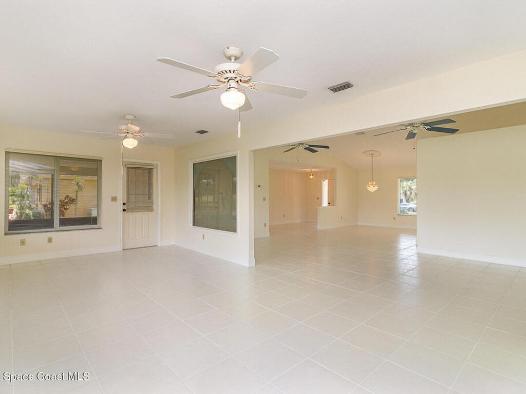 1375 Mayflower Avenue, Suntree, FL 32940