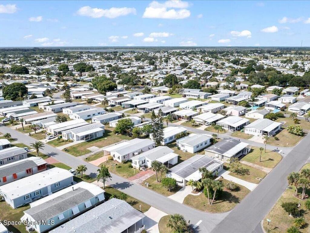 641 Hyacinth Circle, Barefoot Bay, FL 32976