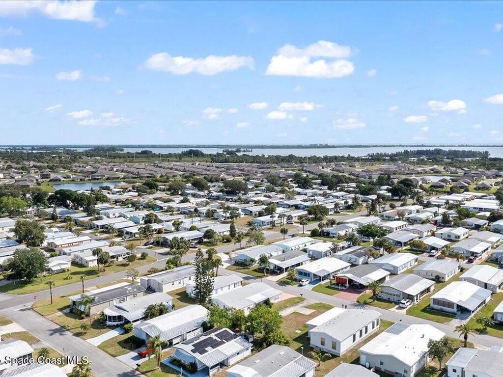 641 Hyacinth Circle, Barefoot Bay, FL 32976