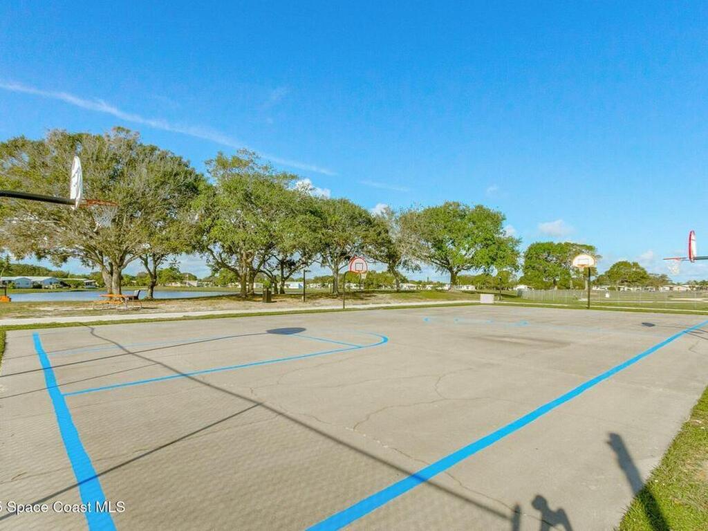 641 Hyacinth Circle, Barefoot Bay, FL 32976