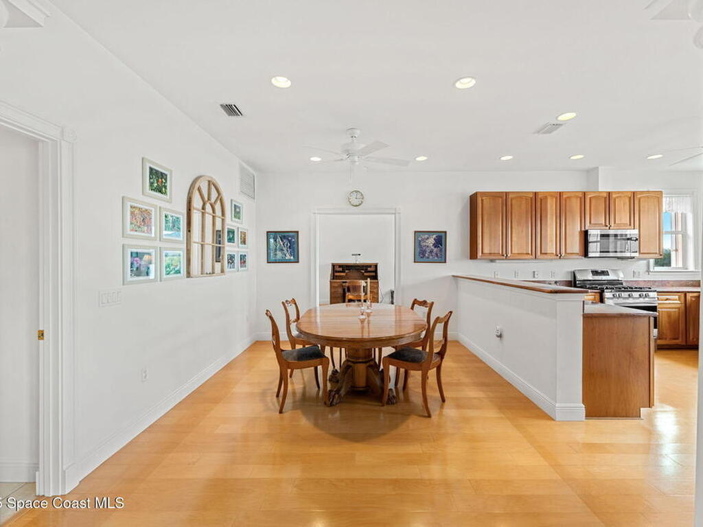 1947 Sykes Creek Drive, Merritt Island, FL 32953
