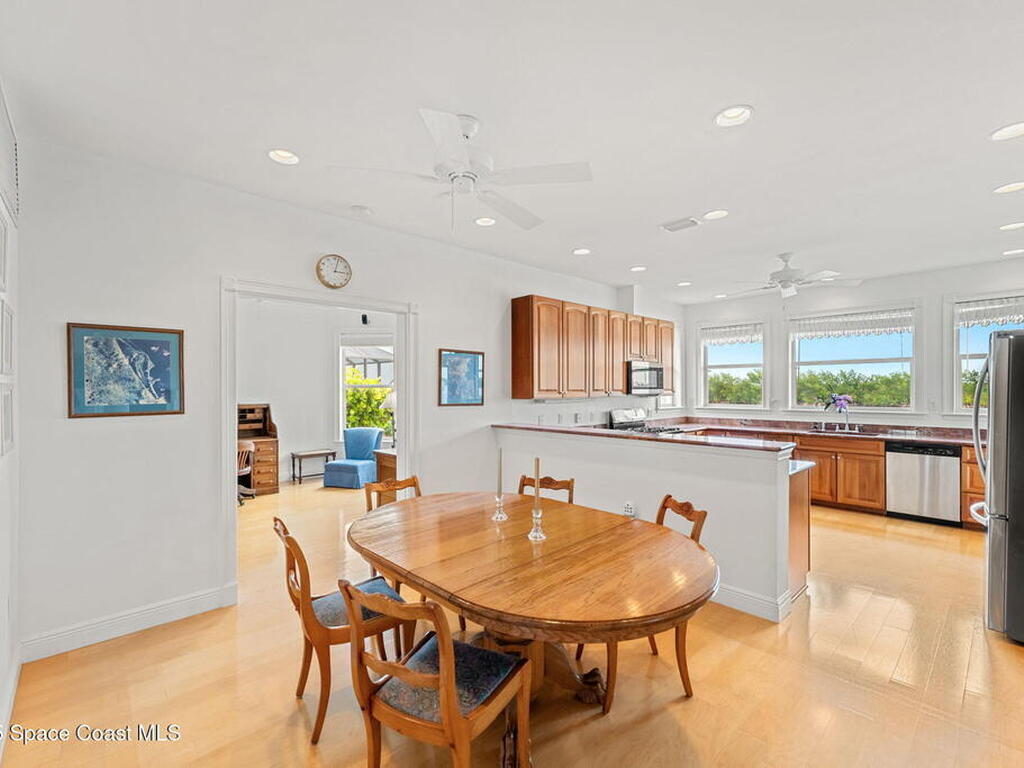 1947 Sykes Creek Drive, Merritt Island, FL 32953