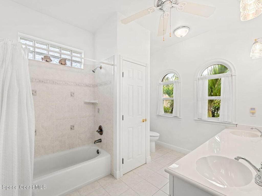 1947 Sykes Creek Drive, Merritt Island, FL 32953