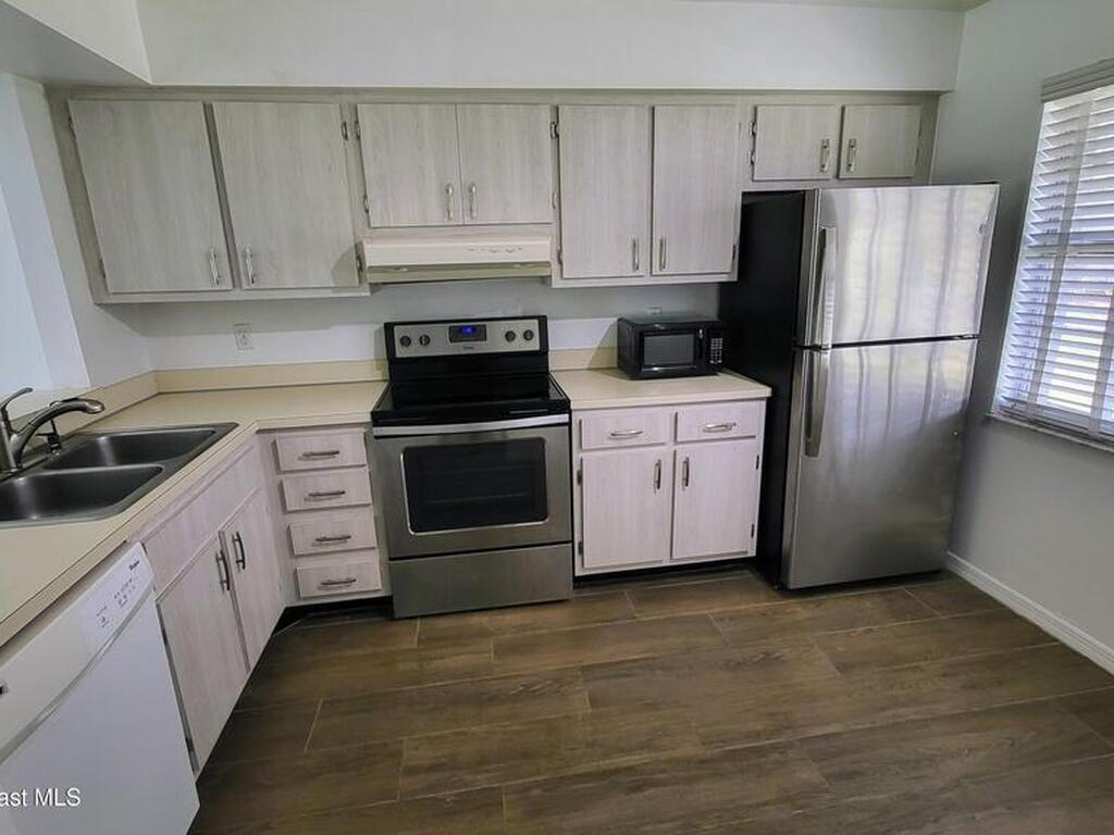 2016 N Grant Place, Melbourne, FL 32901