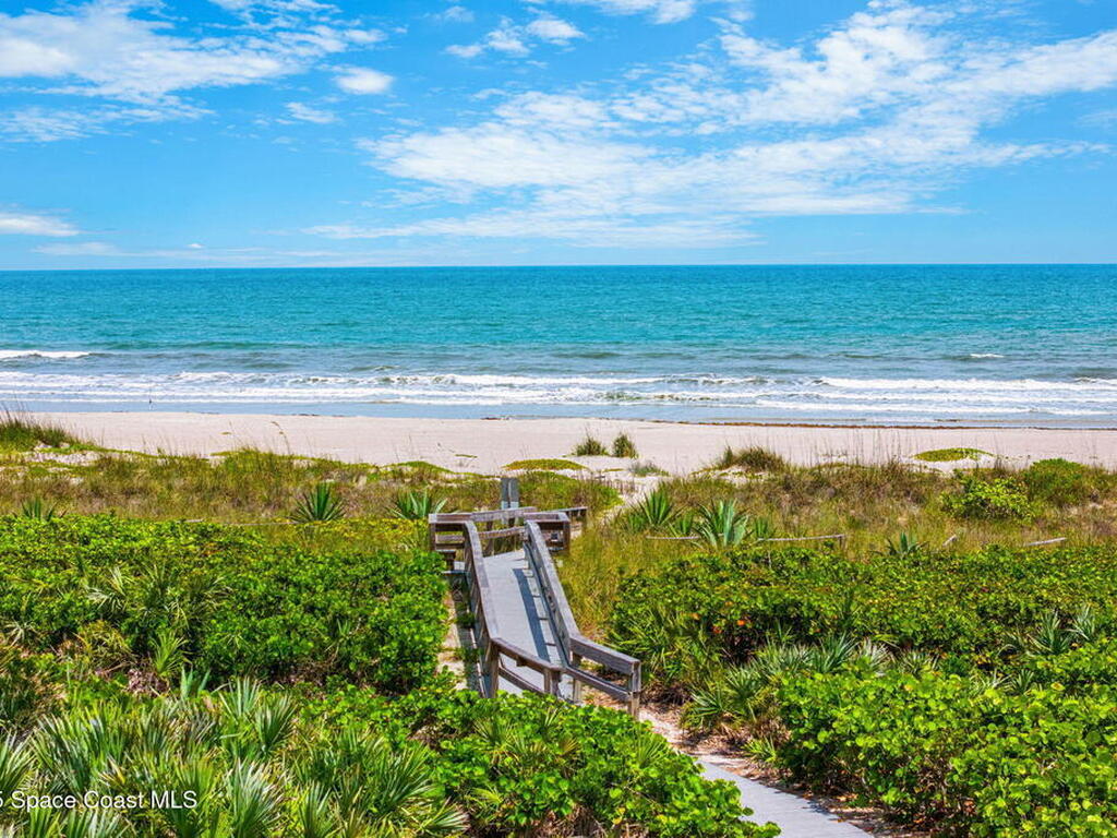 8700 Ridgewood Avenue, Cape Canaveral, FL 32920