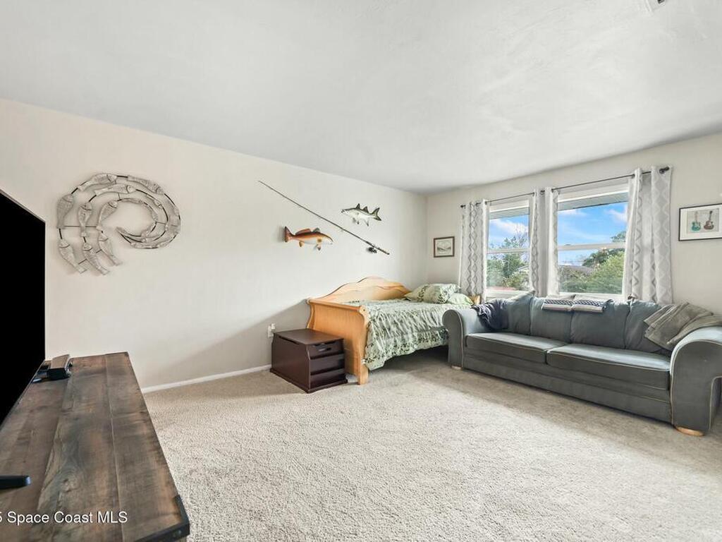 105 Richland Avenue, Merritt Island, FL 32953