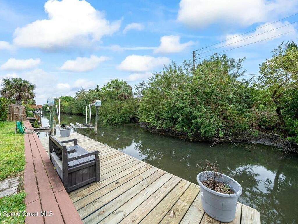 105 Richland Avenue, Merritt Island, FL 32953
