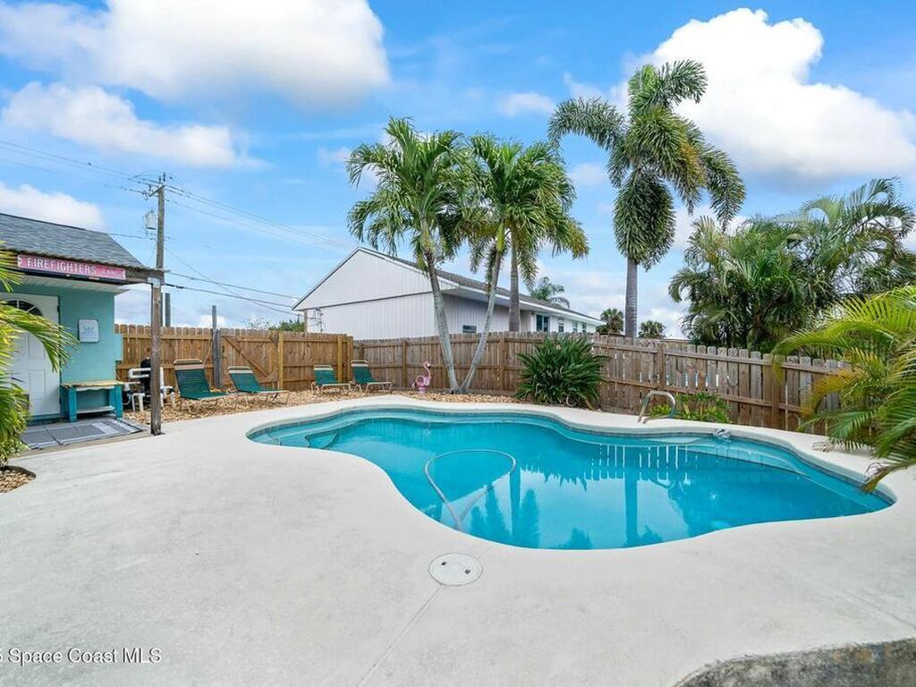 105 Richland Avenue, Merritt Island, FL 32953