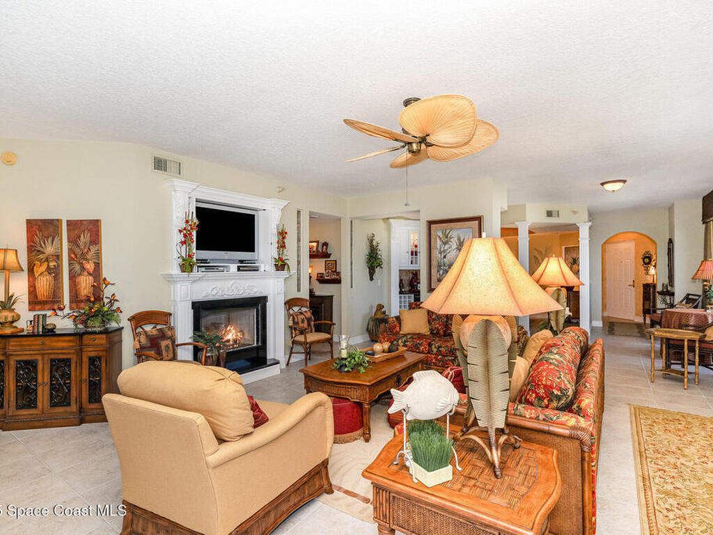 19 N Indian River Drive, Cocoa, FL 32922