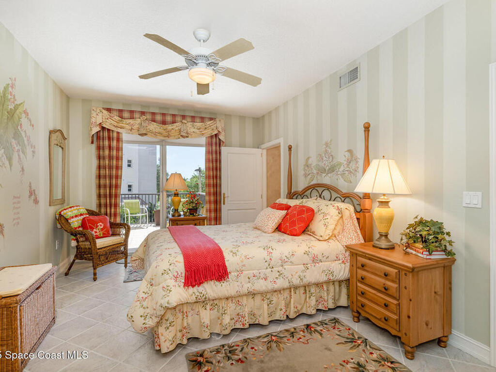 19 N Indian River Drive, Cocoa, FL 32922