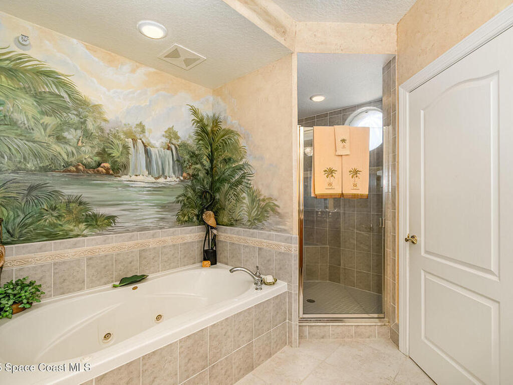 19 N Indian River Drive, Cocoa, FL 32922