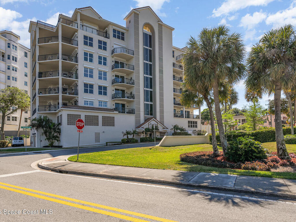 19 N Indian River Drive, Cocoa, FL 32922