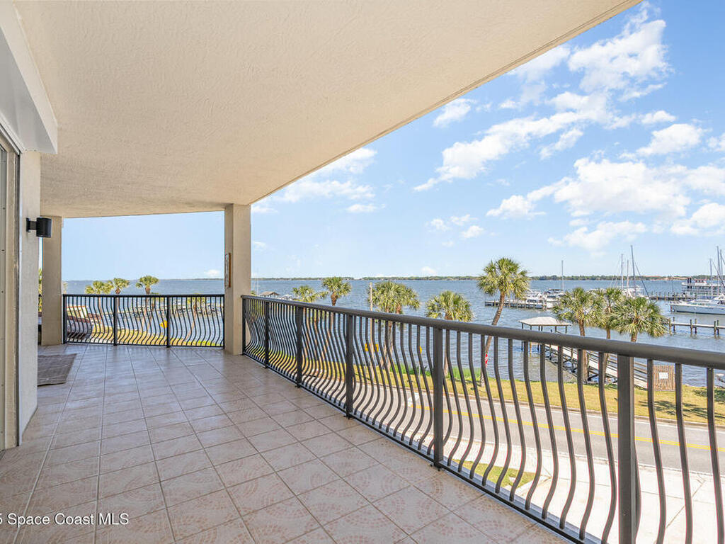 19 N Indian River Drive, Cocoa, FL 32922