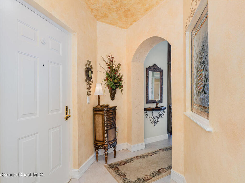 19 N Indian River Drive, Cocoa, FL 32922