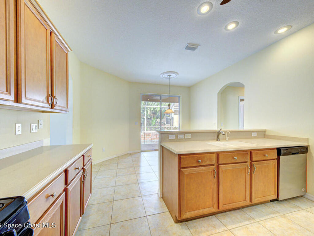 8213 Simpkins Way, Melbourne, FL 32940