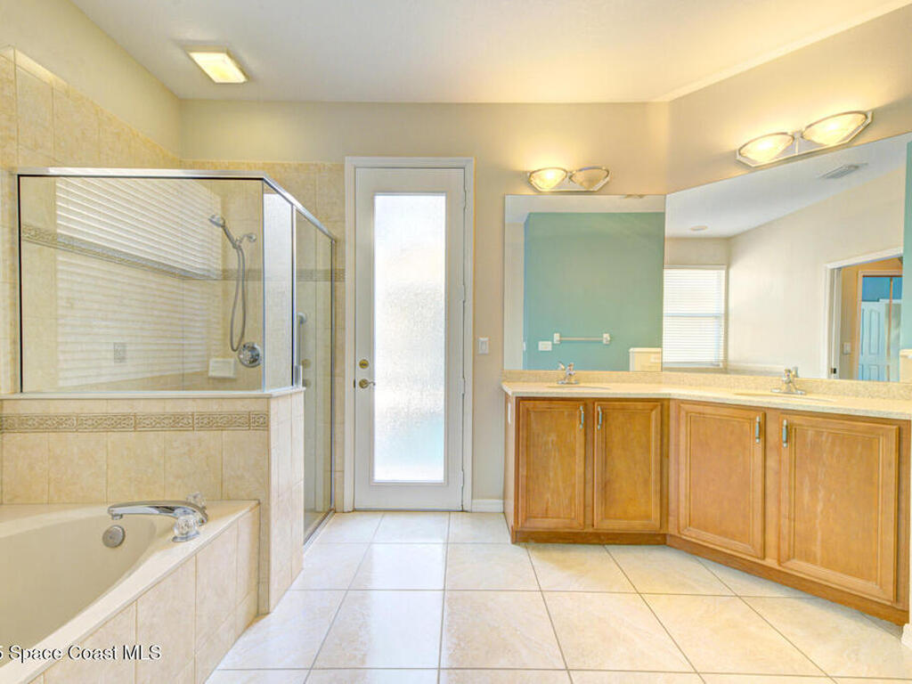 8213 Simpkins Way, Melbourne, FL 32940