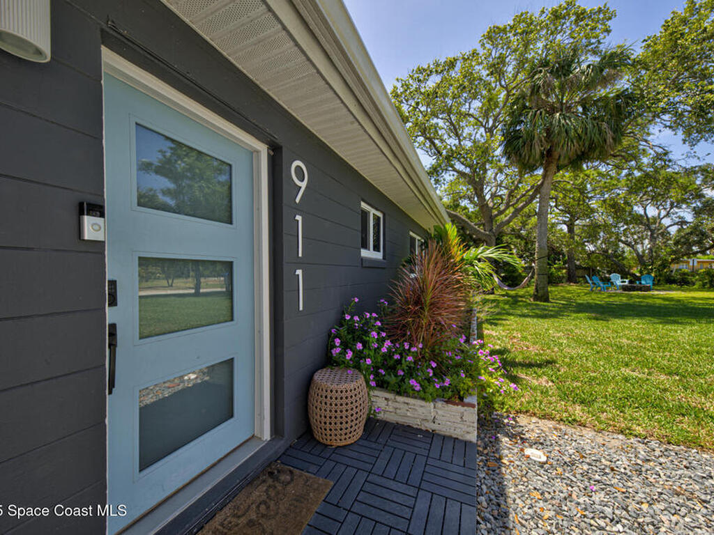 911 Bali Road, Cocoa Beach, FL 32931