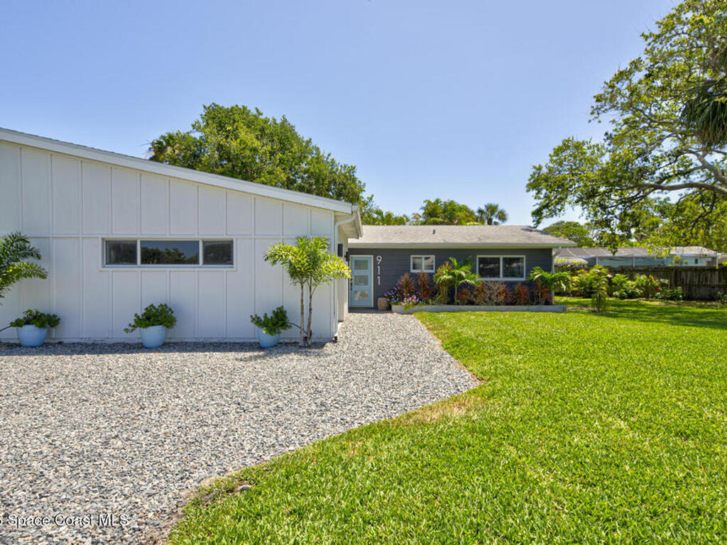 911 Bali Road, Cocoa Beach, FL 32931