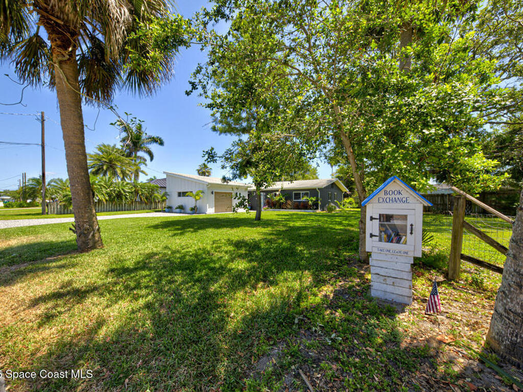 911 Bali Road, Cocoa Beach, FL 32931