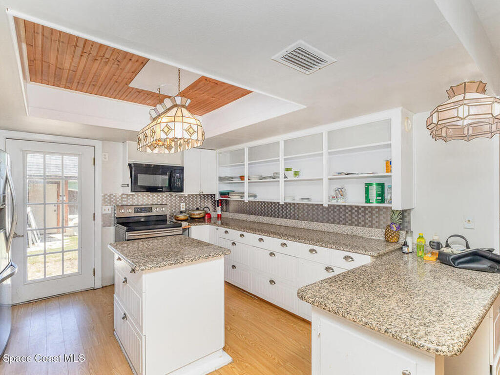 113 Hibiscus Street, Melbourne, FL 32935