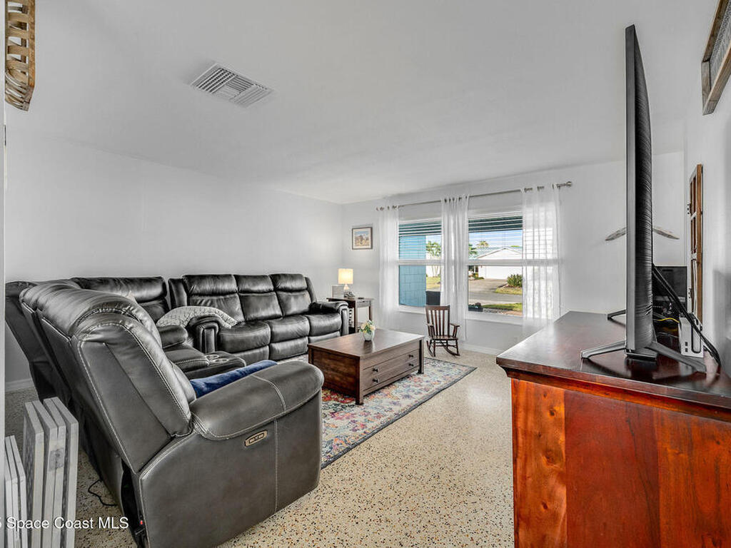 1035 Molaki Drive, Merritt Island, FL 32953
