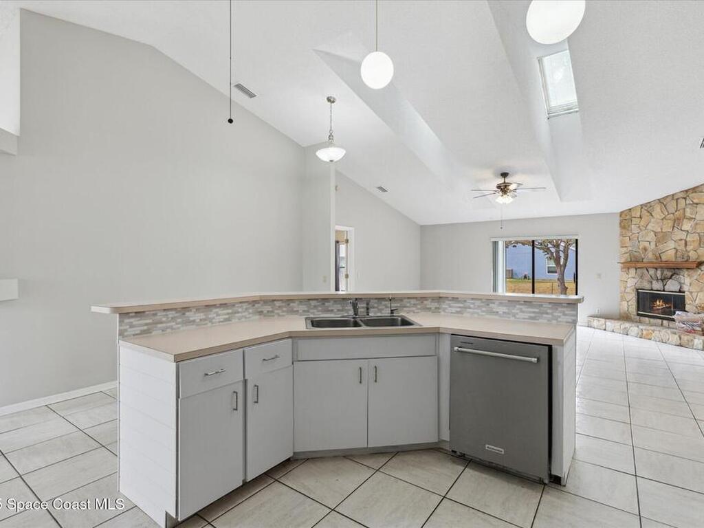 1180 Early Drive, Palm Bay, FL 32907