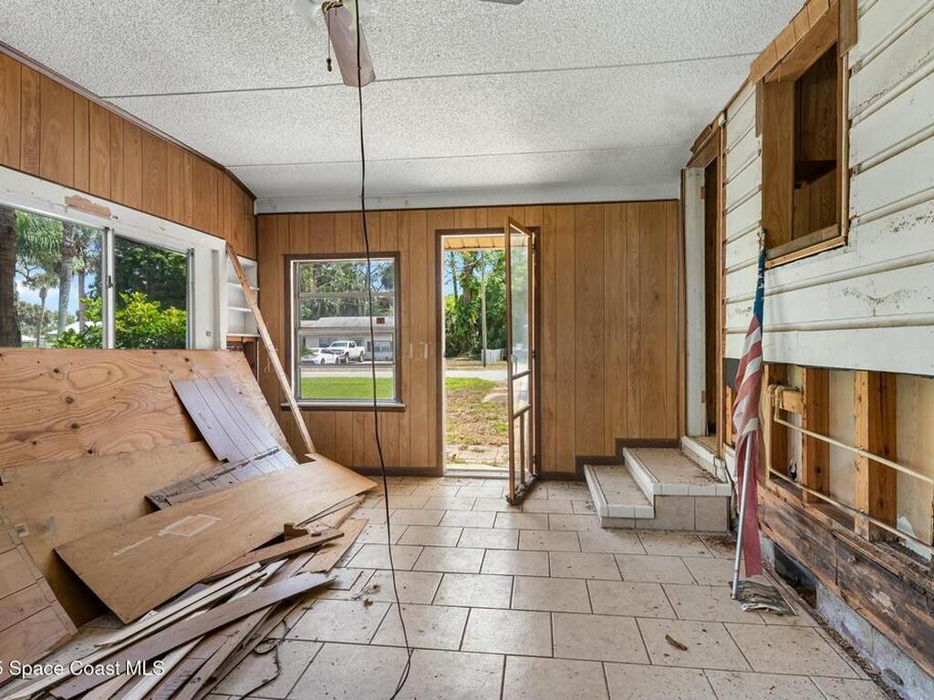 4060 Coquina Avenue, Titusville, FL 32780