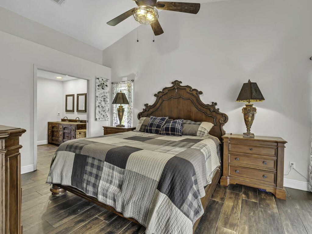 8625 Fleming Grant Road, Sebastian, FL 32976
