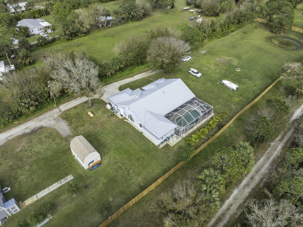 8625 Fleming Grant Road, Sebastian, FL 32976