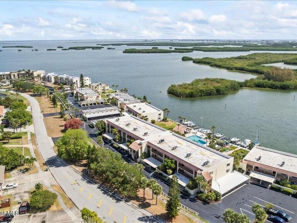 1611 Minutemen Causeway, Cocoa Beach, FL 32931