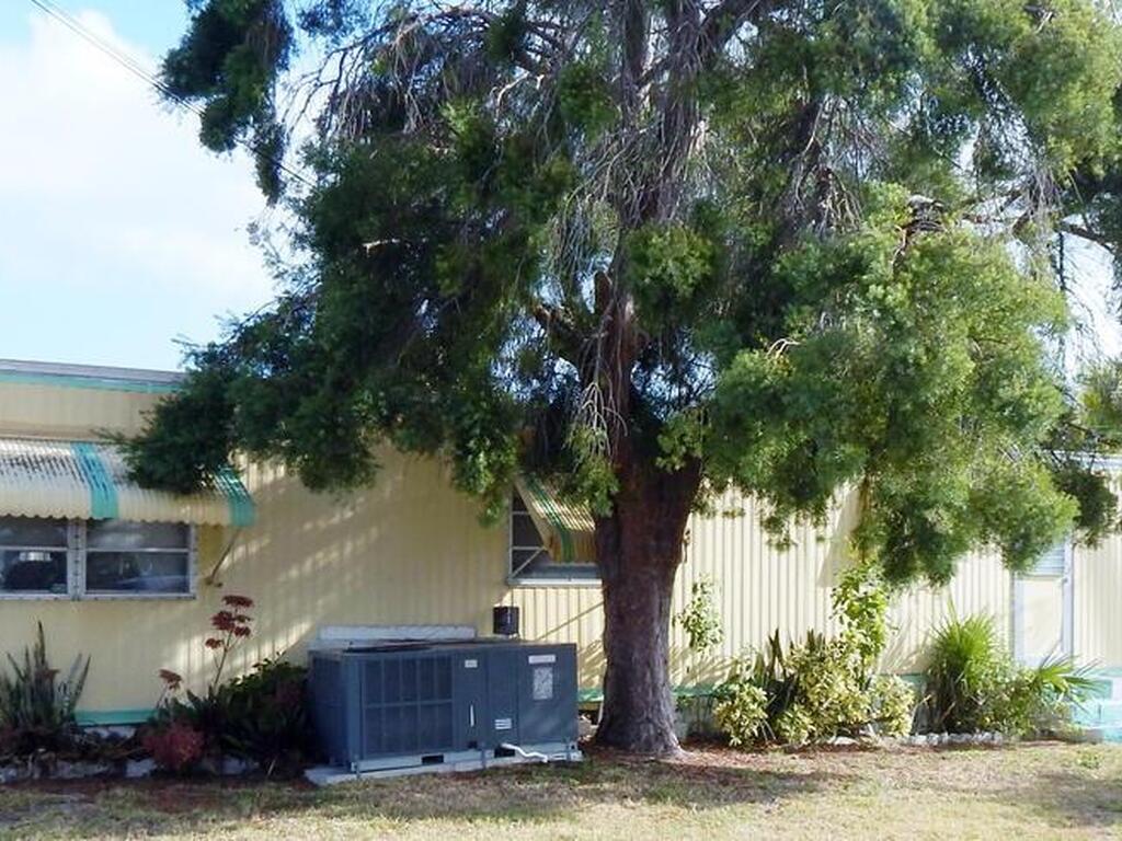 2982 Indian River Drive, Palm Bay, FL 32905