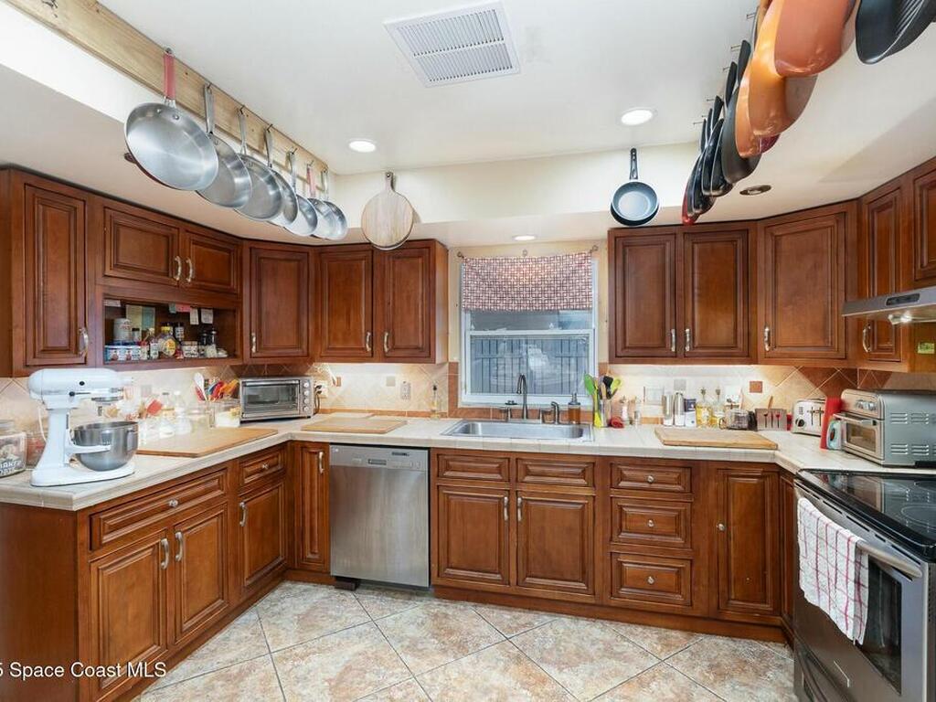1351 Cherry Hills Road, Palm Bay, FL 32905
