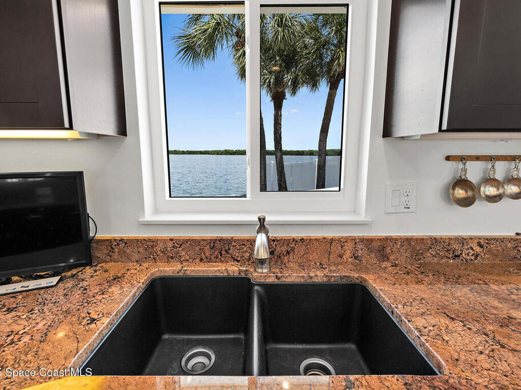 630 Paula Avenue, Merritt Island, FL 32953
