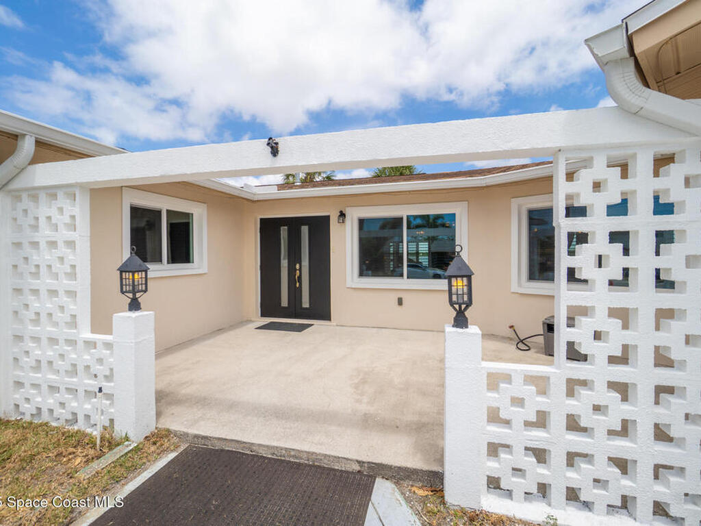 630 Paula Avenue, Merritt Island, FL 32953