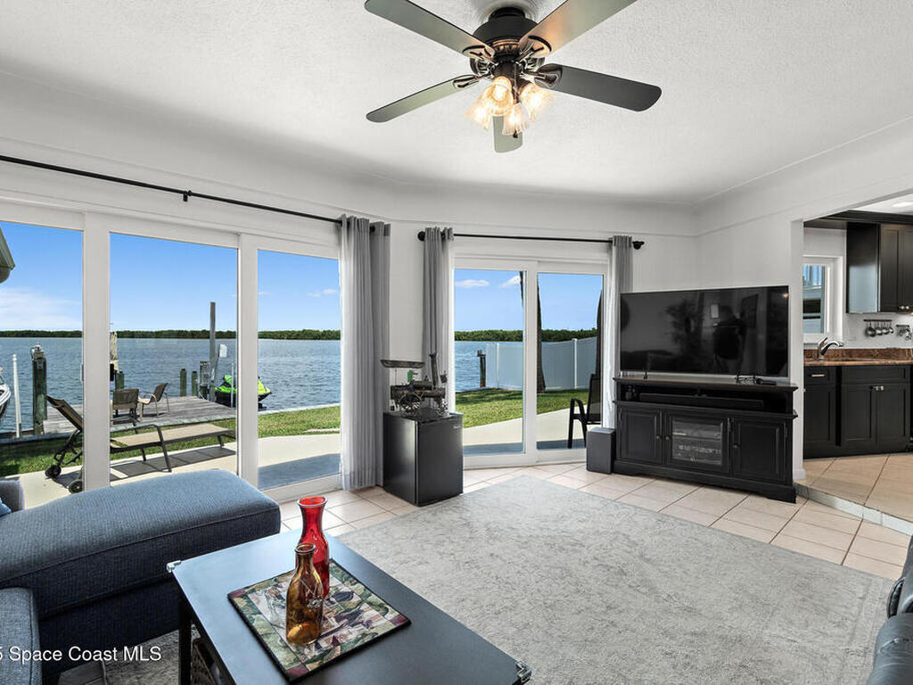 630 Paula Avenue, Merritt Island, FL 32953