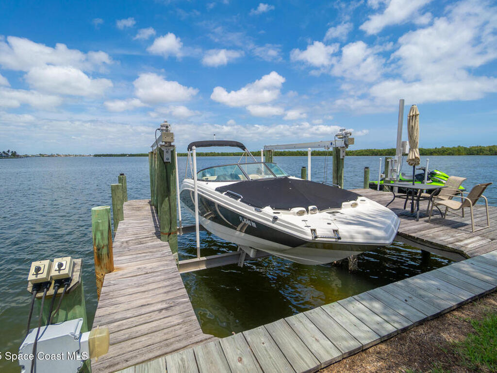 630 Paula Avenue, Merritt Island, FL 32953