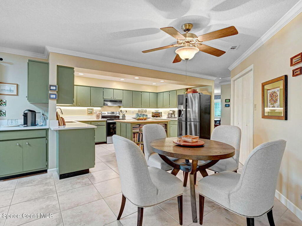 847 Kerry Downs Circle, Melbourne, FL 32940