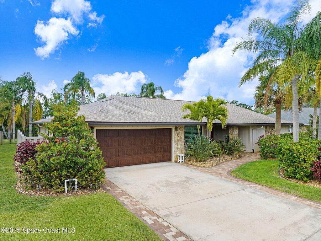 847 Kerry Downs Circle, Melbourne, FL 32940