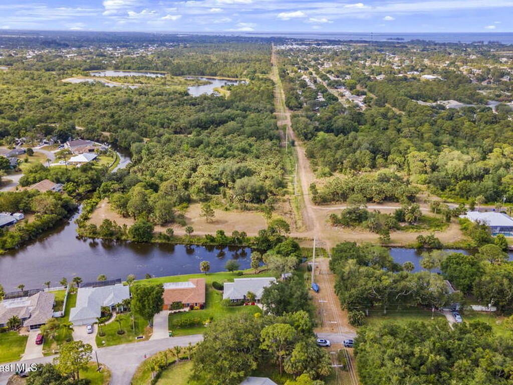 101 Joy Haven Drive, Sebastian, FL 32958