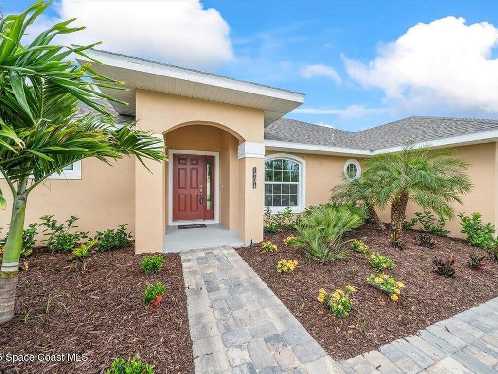 1204 Captiva Island Circle, Palm Bay, FL 32908