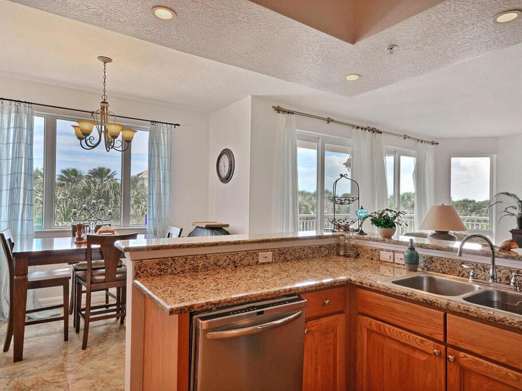 130 Warsteiner Way, Melbourne Beach, FL 32951