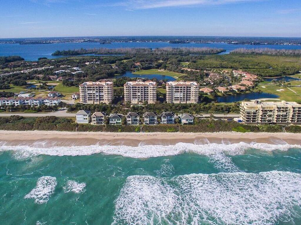 130 Warsteiner Way, Melbourne Beach, FL 32951