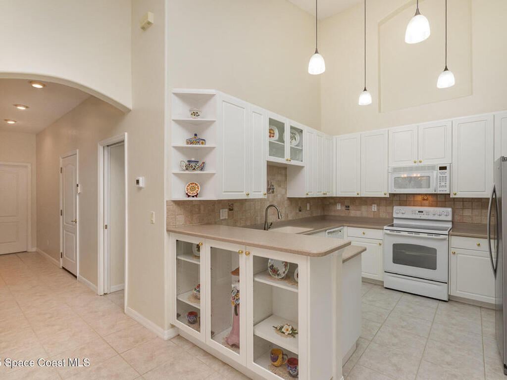 2500 Camberly Circle, Melbourne, FL 32940