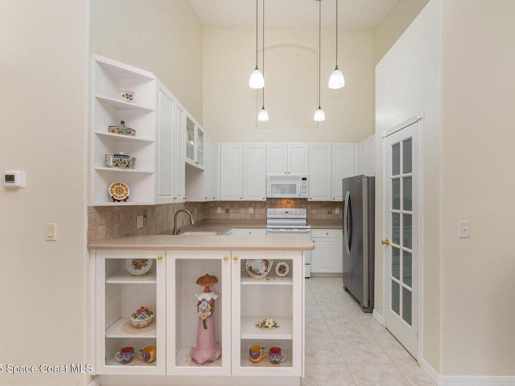 2500 Camberly Circle, Melbourne, FL 32940