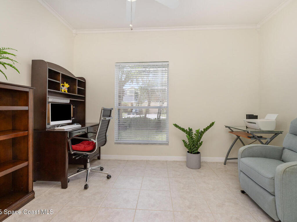 2500 Camberly Circle, Melbourne, FL 32940