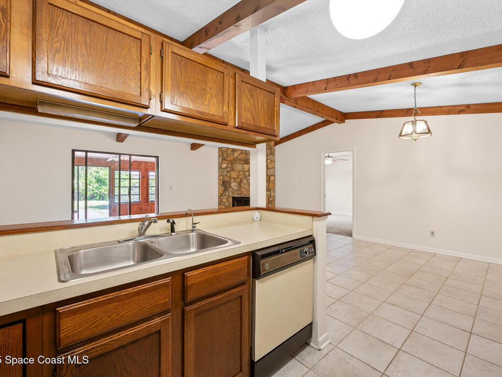 160 Amber Place, Melbourne Beach, FL 32951